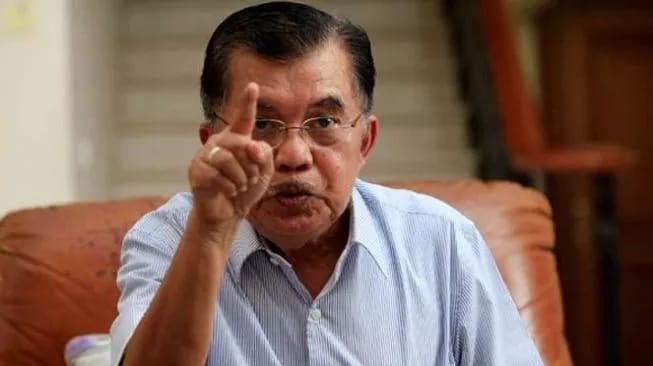 Perlakuan Media pada JK, Penghinaan terhadap Tokoh Nasional Bugis-Makassar