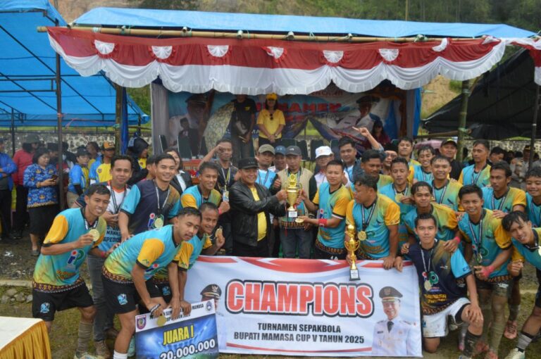 BUPATI MAMASA CUP V RESMI DITUTUP, BUPATI APRESIASI PESERTA DAN PENYELEGGARA